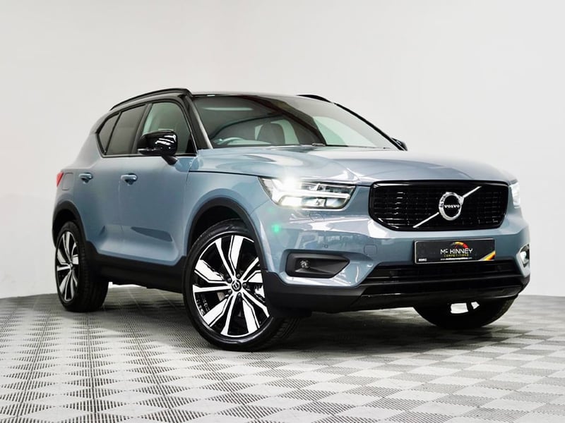 2022 Volvo XC40 Recharge Hybrid T5 R-Design