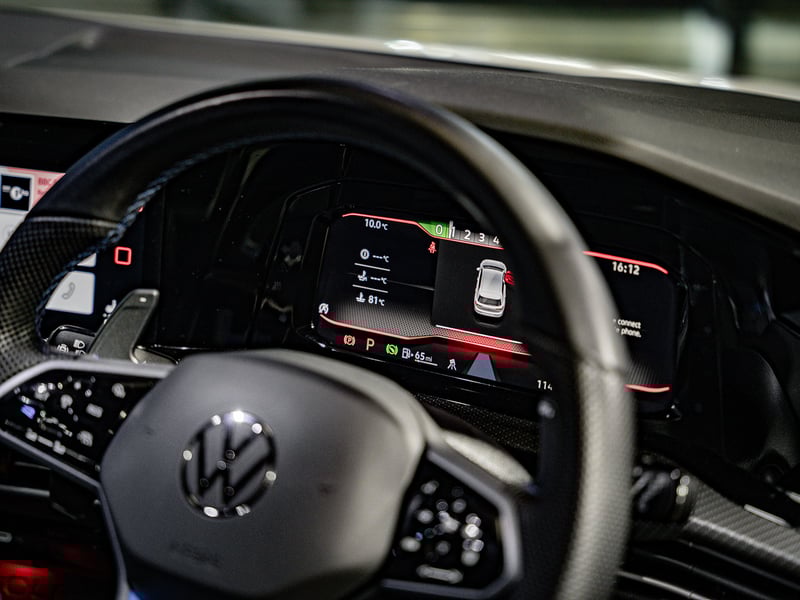 2023 VW Golf R 2.0TSI 4Motion OR £25,000