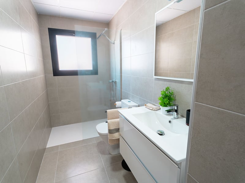 £300k Villa + £30k - Saturday Night Special!