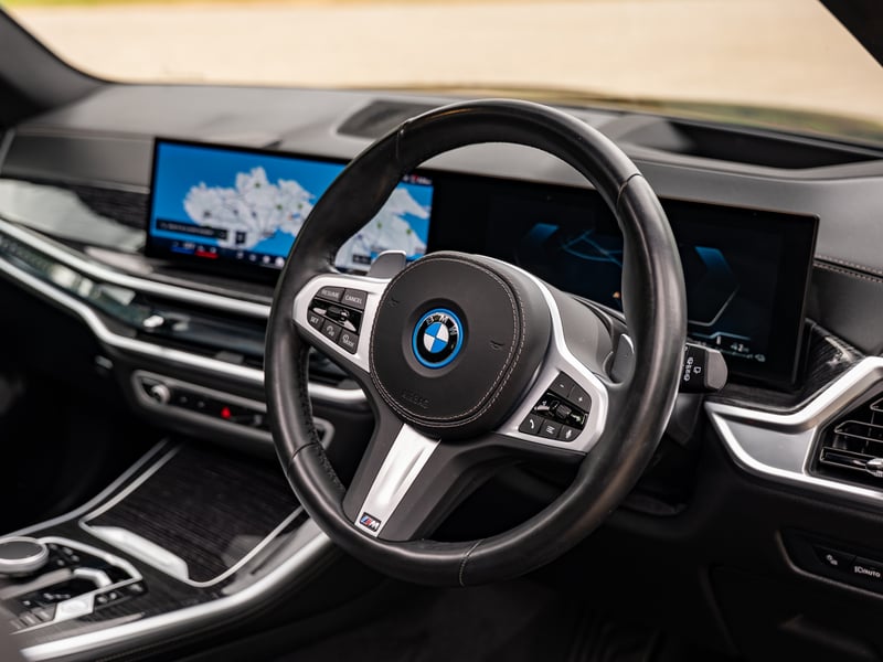 2024 BMW X5 xDrive50e M Sport Pro or £45,000