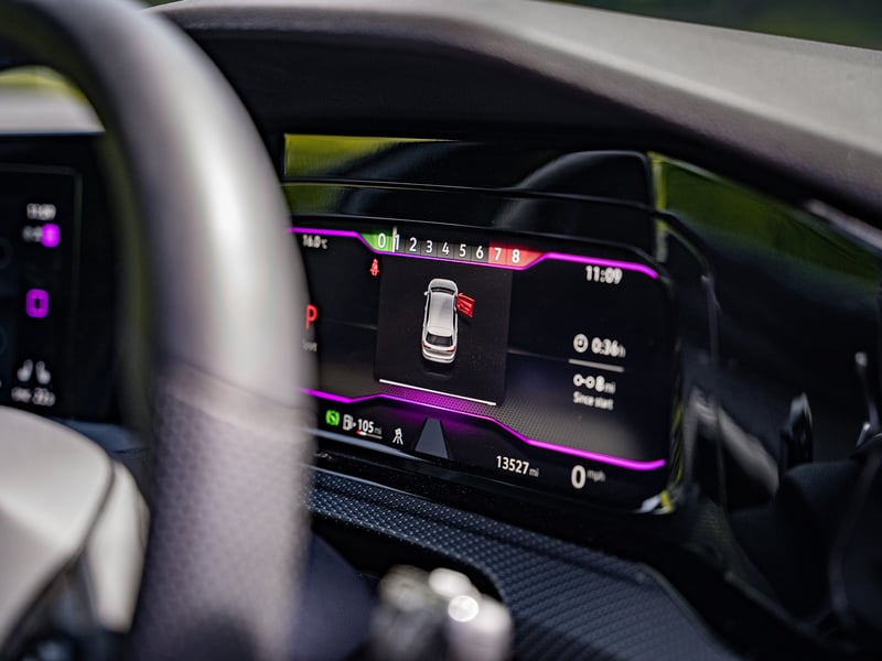 2023 VW Golf R 2.0 TSI 4Motion OR £20,000