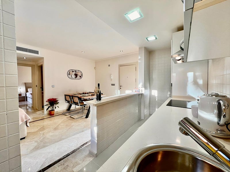 2 Bed Luxury Apartment in Spain or Â£200K 