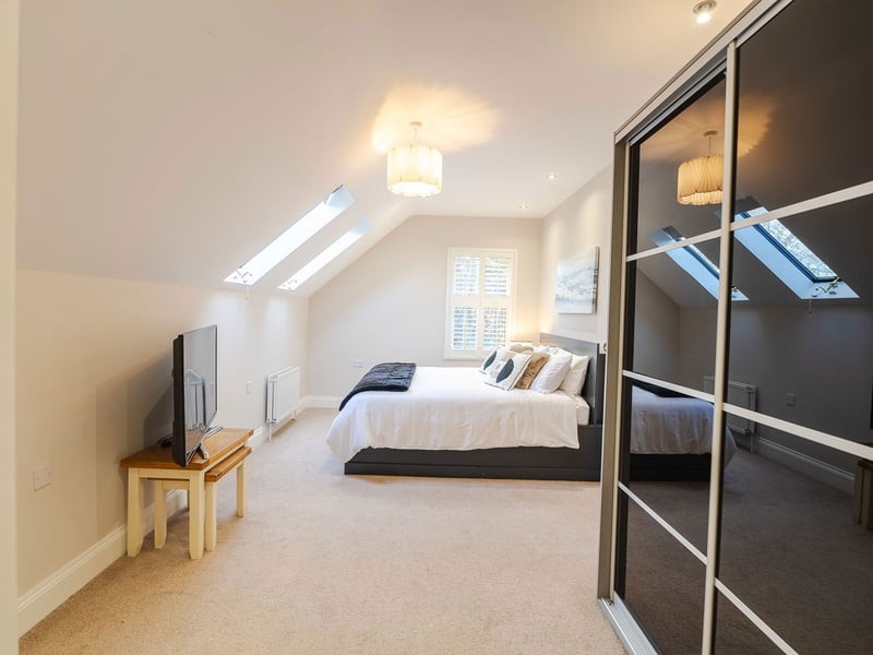 Home And Away Bundle or £700,000 - Beat The Clock!