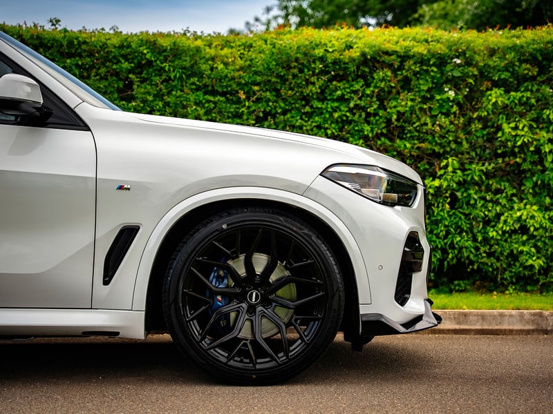 2022 BMW X5 M Sport OR £30,000