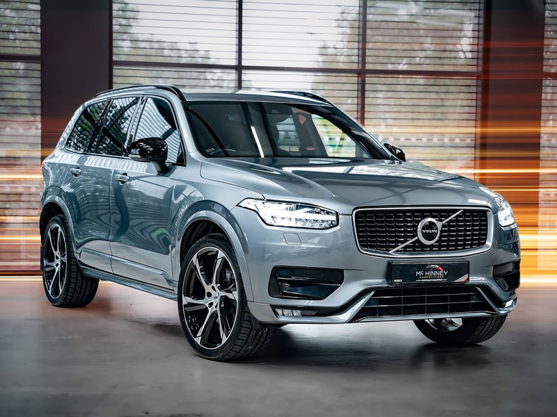 Volvo XC90 R-Design OR £25,000