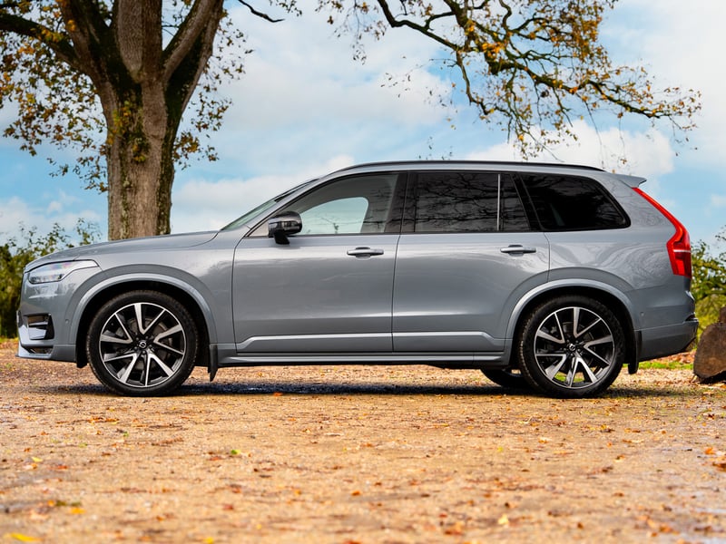 Volvo XC90 Ultra Dark or £35,000