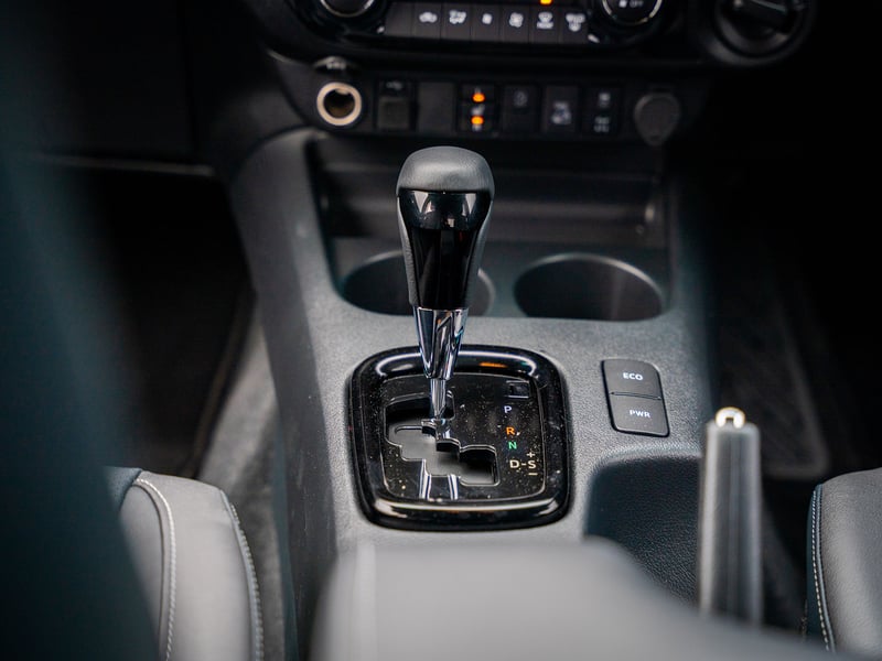 Toyota Hilux Invincible X 