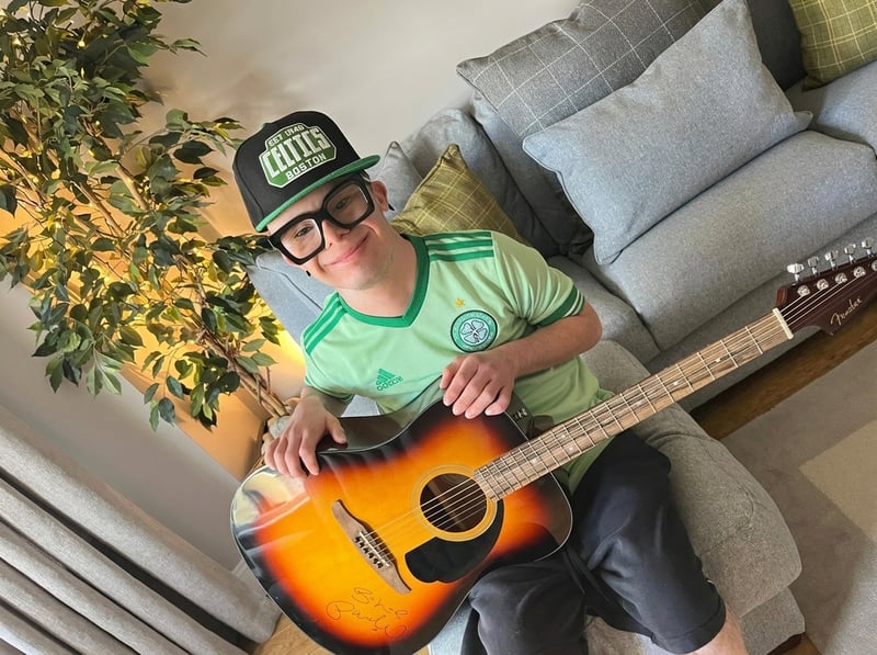 Signed Paolo Nutini Guitar