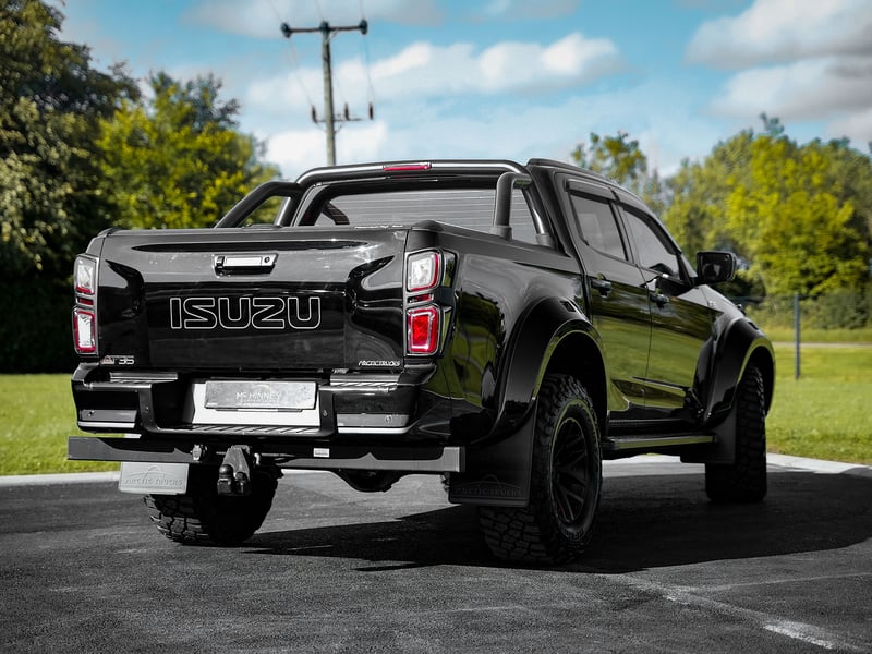 2023 Isuzu D-Max AT35 OR £40,000