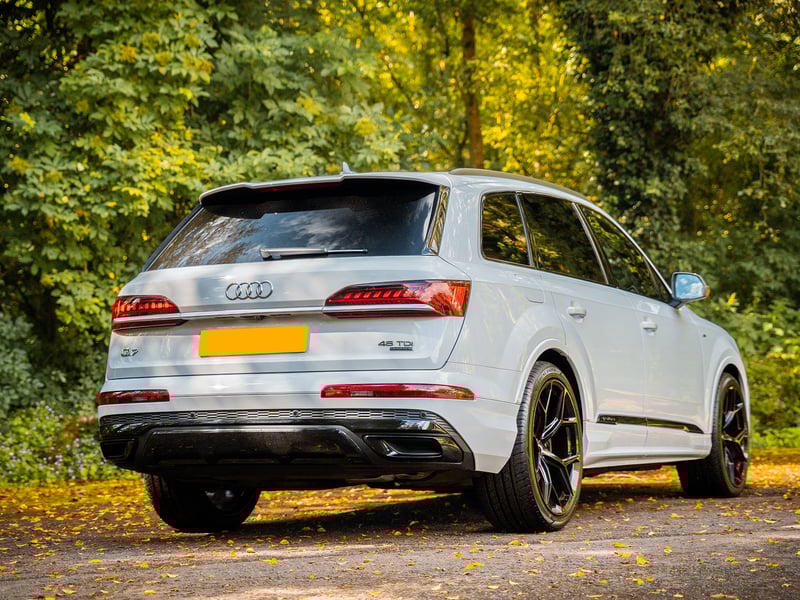 2021 Audi Q7 S-Line OR £30,000