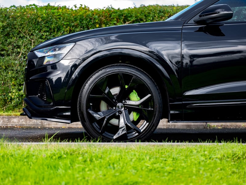 Audi Q8 50 TDI Quattro S-Line OR £30,000