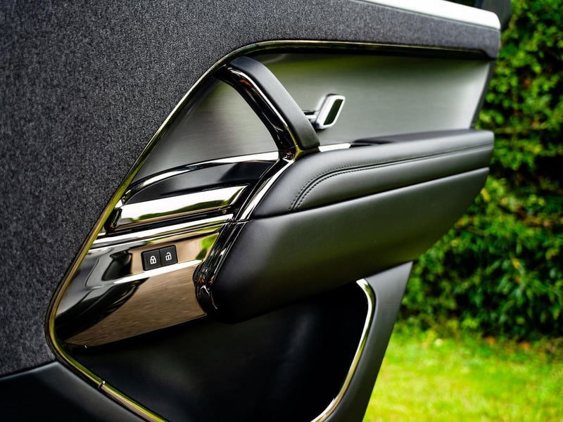 2023 Range Rover Sport Dynamic SE OR £45,000