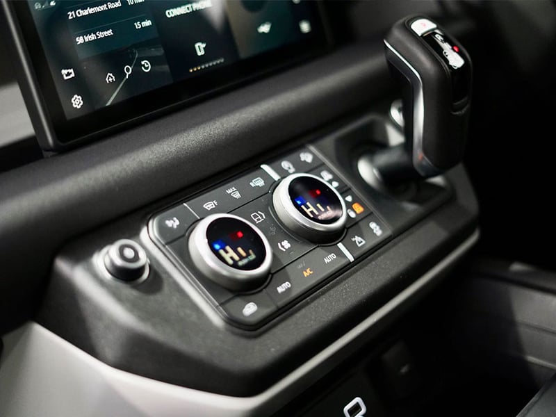 2021 Landrover Defender 3.0 D250 XS Edition 