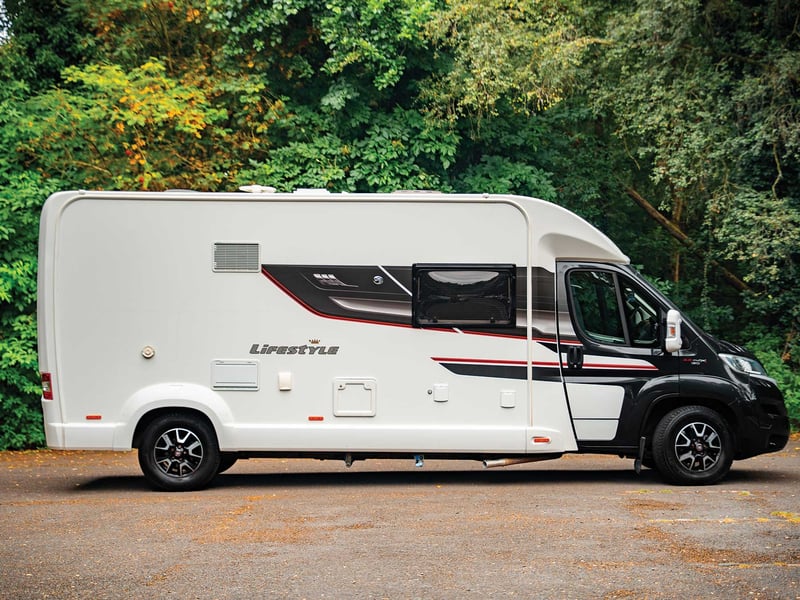 6 Berth  Swift Escape 695 OR £45,000