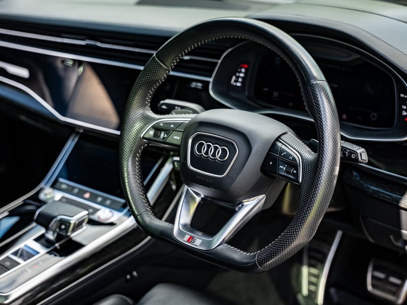 Audi SQ7 4.0 TDI Vorsprung OR £30,000