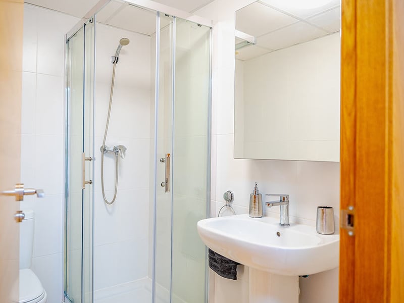 2 Bed Luxury Apartment in Spain or Â£150k