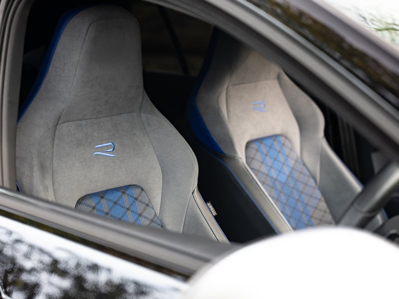 2023 VW Golf R 2.0 TSI OR £20,000