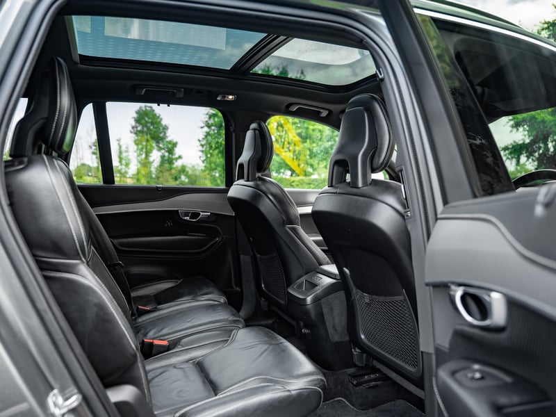 Volvo XC90 R-Design Pro OR £20,000