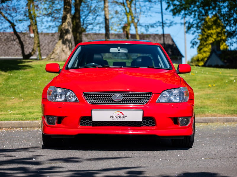 Lexus IS200 or £10,000