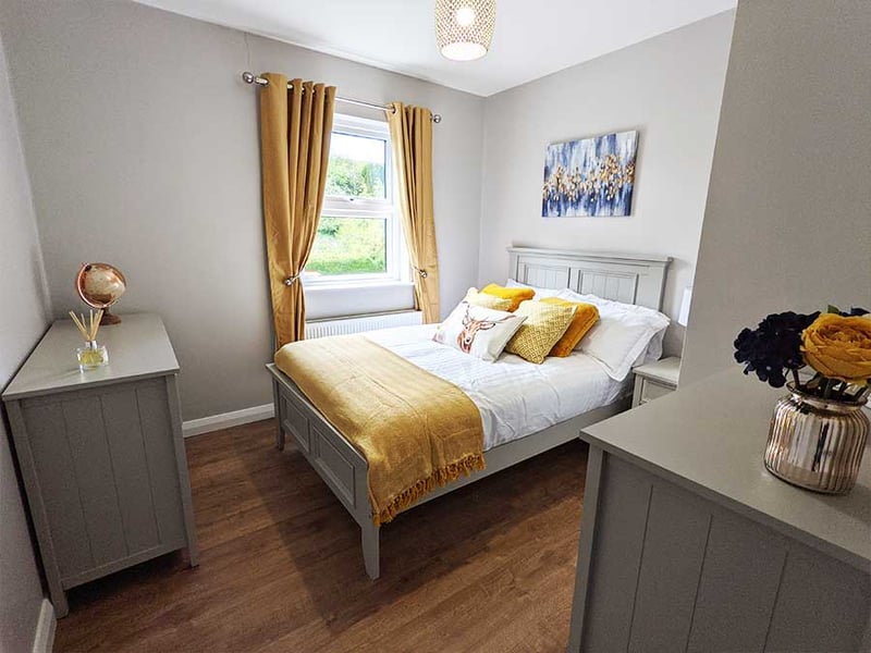 3 Bed House in Armagh & VW Golf