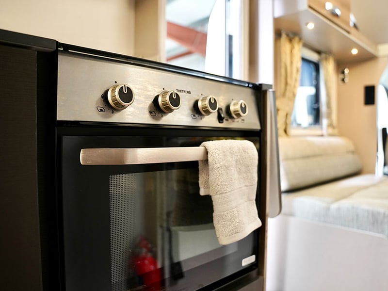 2021 Swift Edge 486 Motorhome 