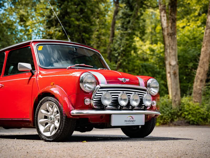 2001 Mini Cooper Sport or £15,000