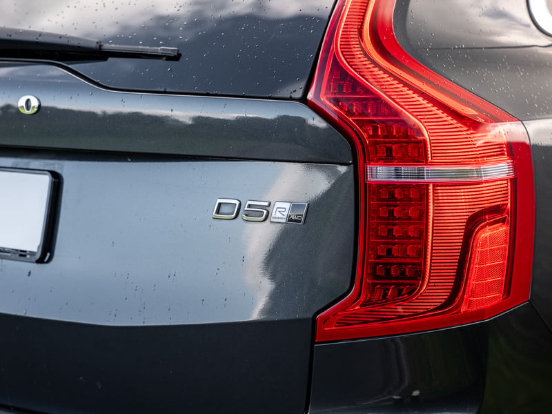 Volvo XC90 or £20,000