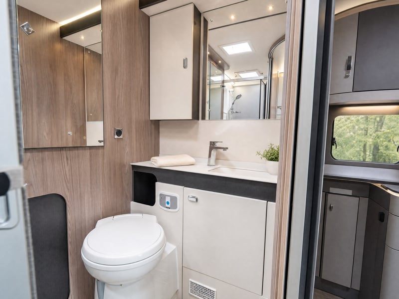 2026 Swift Escape 640 or £50,000