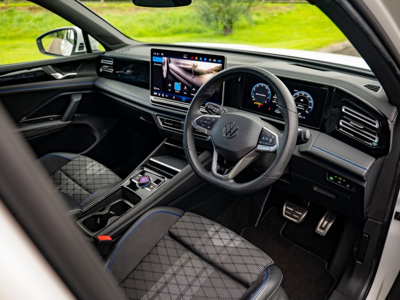 2024 VW Tiguan R-Line Launch Edition OR £25,000