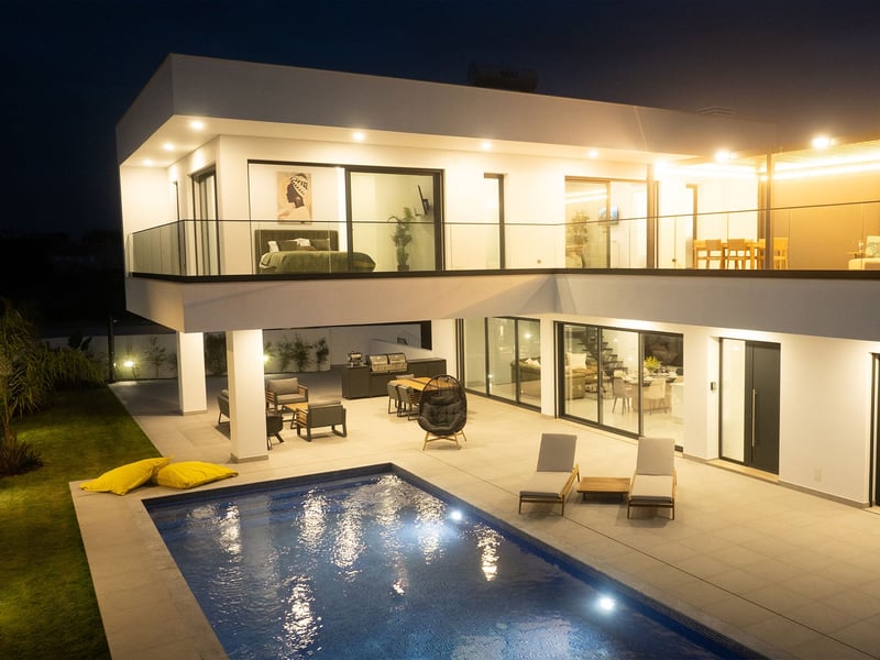 3 Bedroom Luxury Villa in Portugal OR £500,000