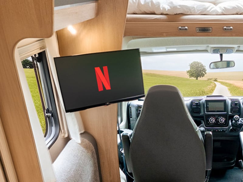 6 Berth Auto-Trail Expedition C72 OR £45,000