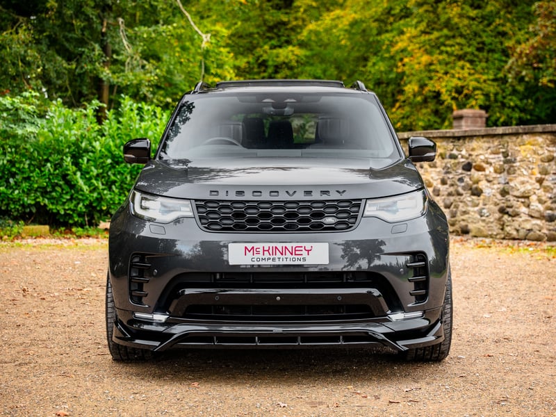 2024 Land Rover Discovery or £40,000