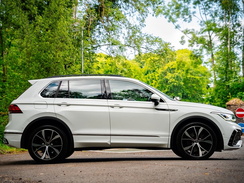 2021 VW Tiguan R-Line TDI 4MOTION OR £20,000