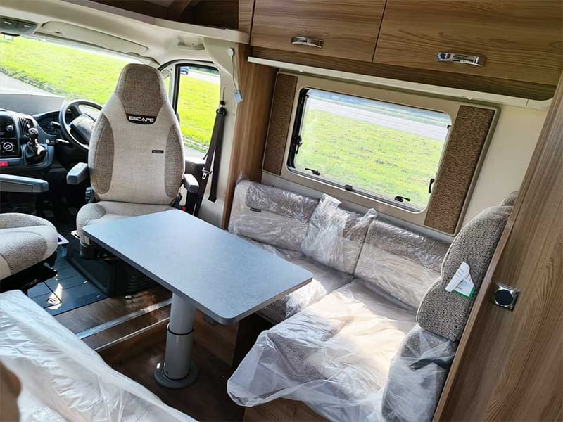 2020 Swift 694 Escape