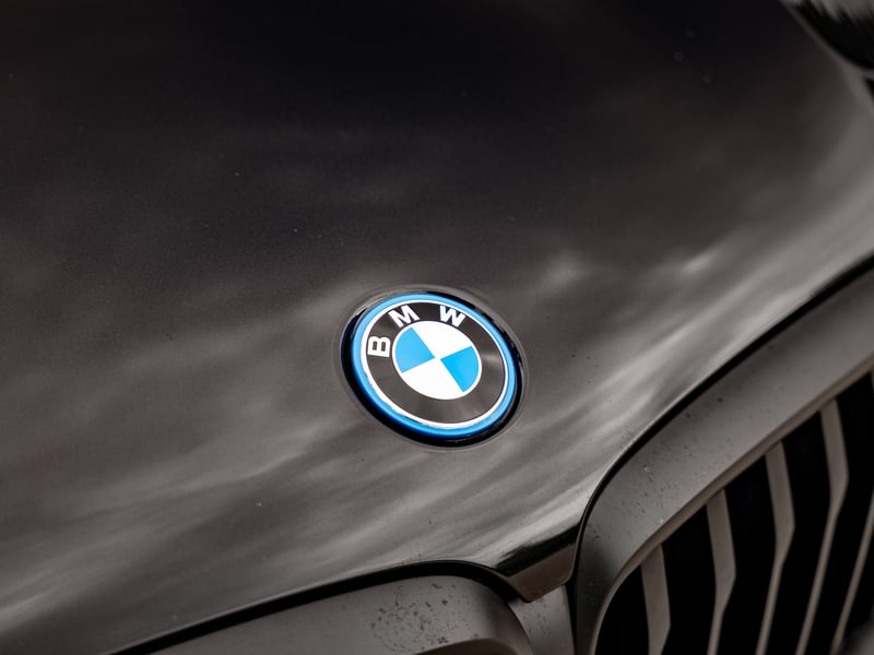 2024 BMW X5 xDrive50e M Sport Pro or £45,000