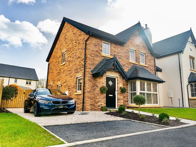 4 Bed Luxury House or Â£200K