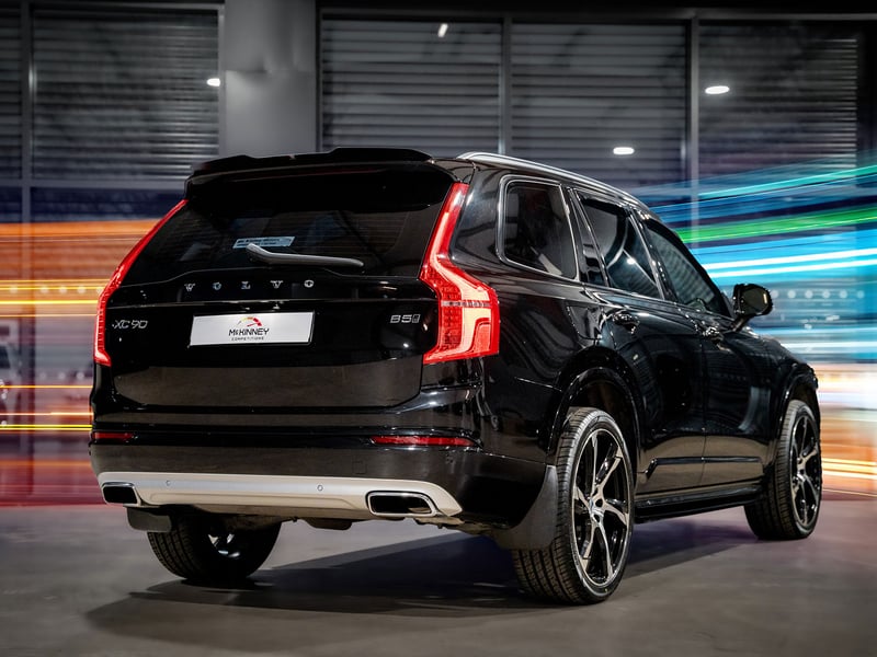 2021 Volvo XC90 Momentum or £25,000