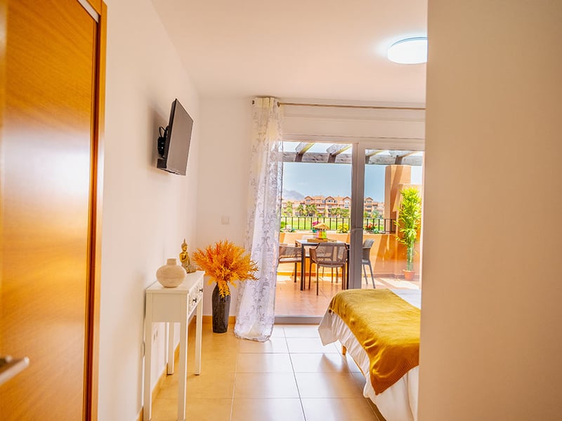 2 Bed Luxury Apartment in Spain or Â£150k