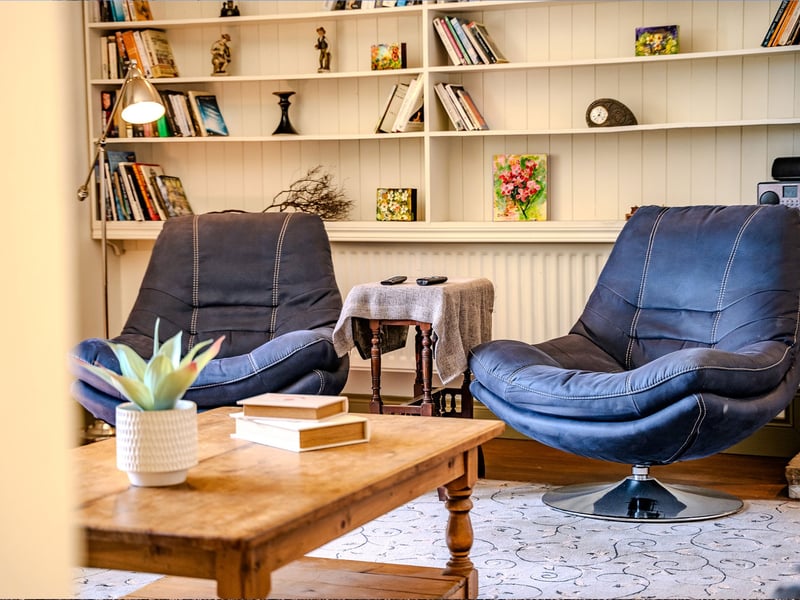 5 Bedroom Lakeside Home in Donegal OR £500,000