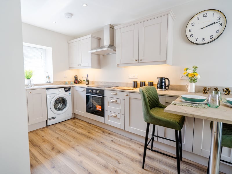 Portrush Apartment or £150,000 Flash Comp!