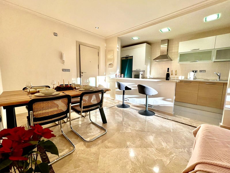 2 Bed Luxury Apartment in Spain or Â£200K 