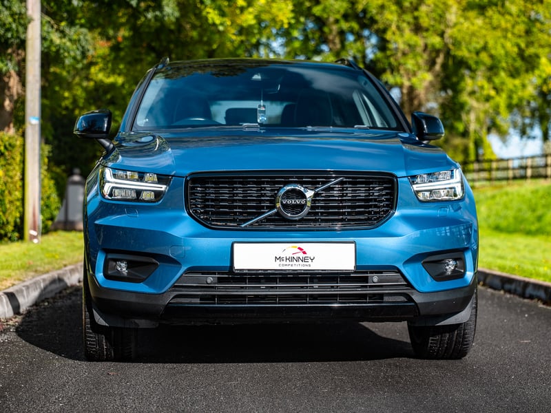 Volvo XC40 or £17,500