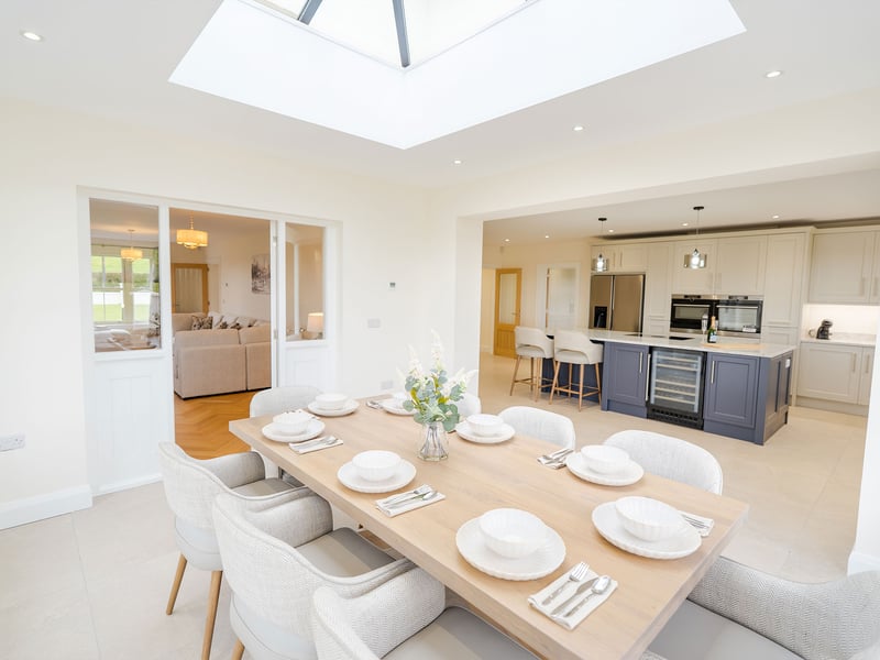 5 Bed Luxury Home In Belfast Or £600,000!