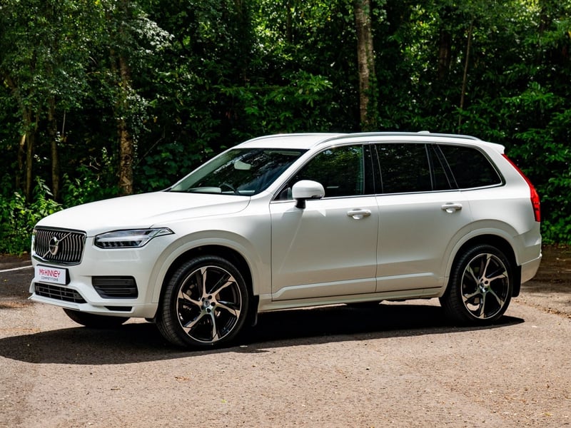 2022 Volvo XC90 Momentum OR £25,000