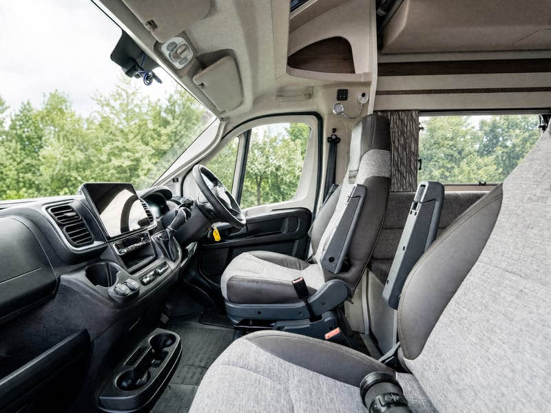 2026 Swift Escape 640 or £50,000