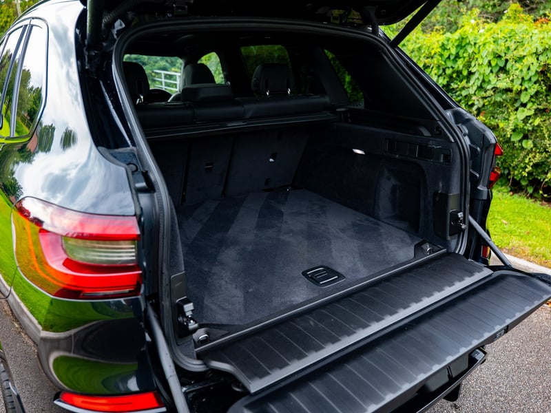 BMW X5 30D M-Sport or £25,000