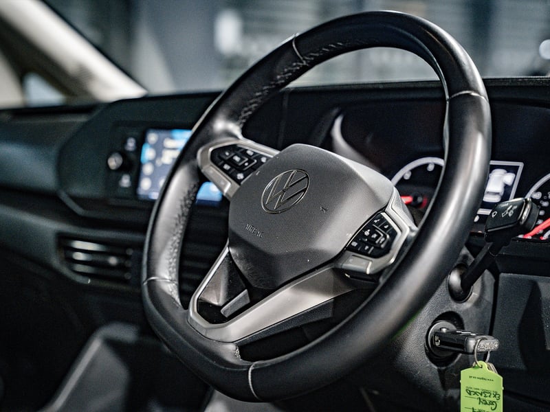 2023 Grey VW Caddy Van C20 TDI COMMERCE OR £15,000