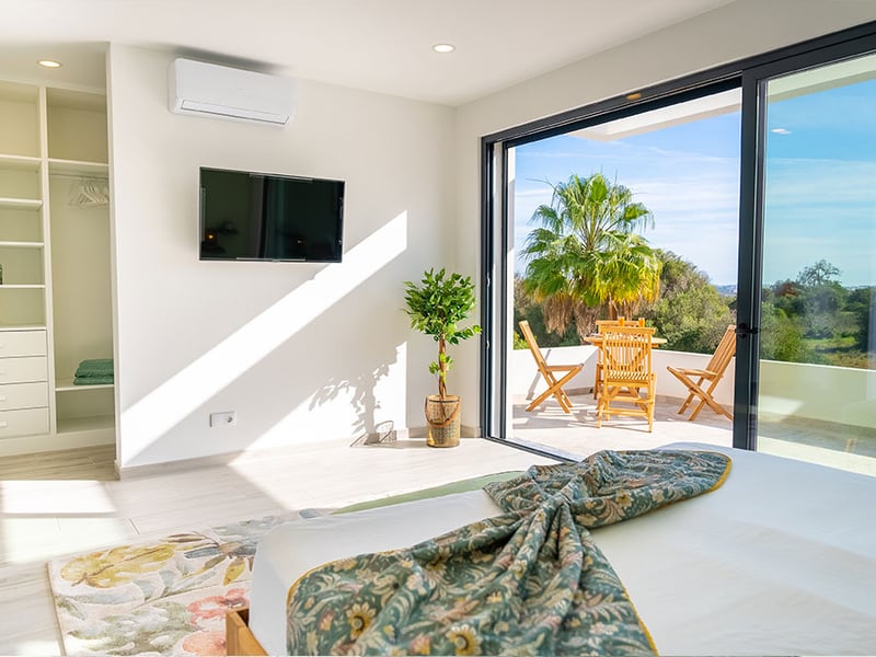 3 Bed Villa in Portugal or Â£500K 