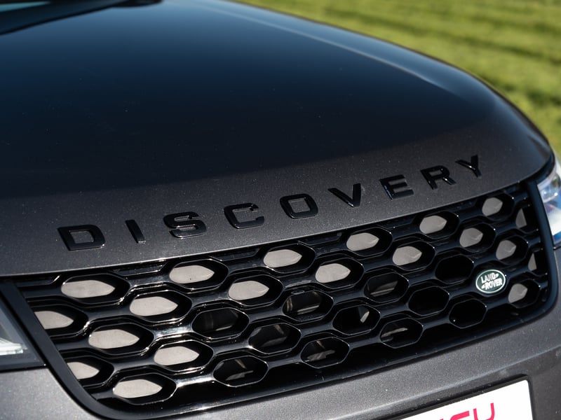 Land Rover Discovery 3.0 or £40,000