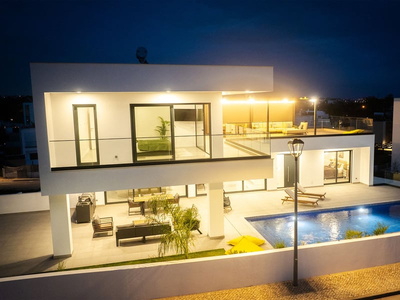 3 Bedroom Luxury Villa in Portugal OR £500,000